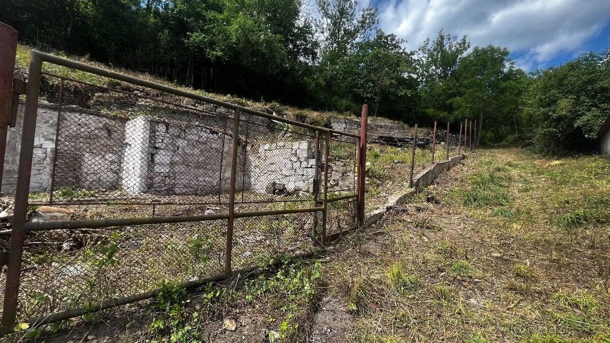 Prodej pozemek pro bydlení - Povrly, 403 32, 406 m²