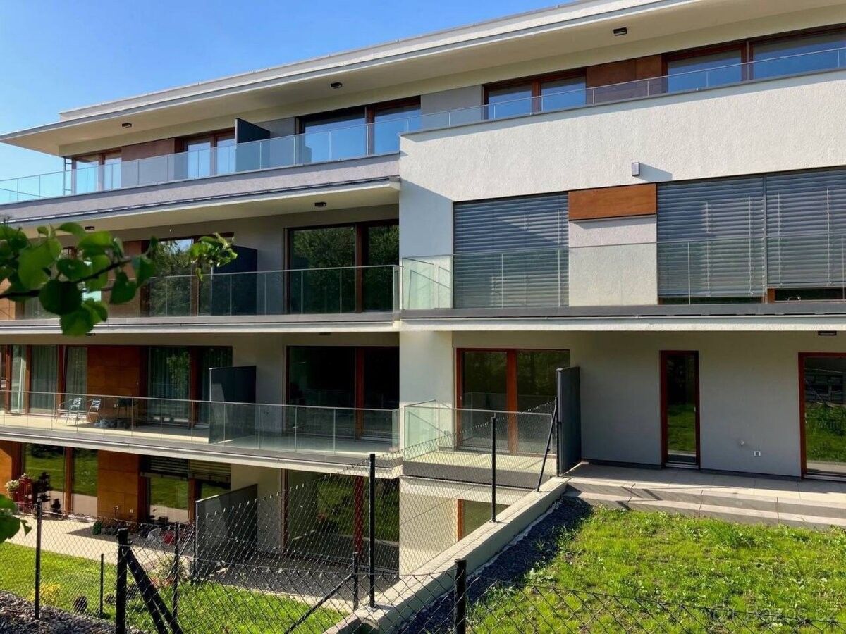 1+kk, Praha, 150 00, 33 m²