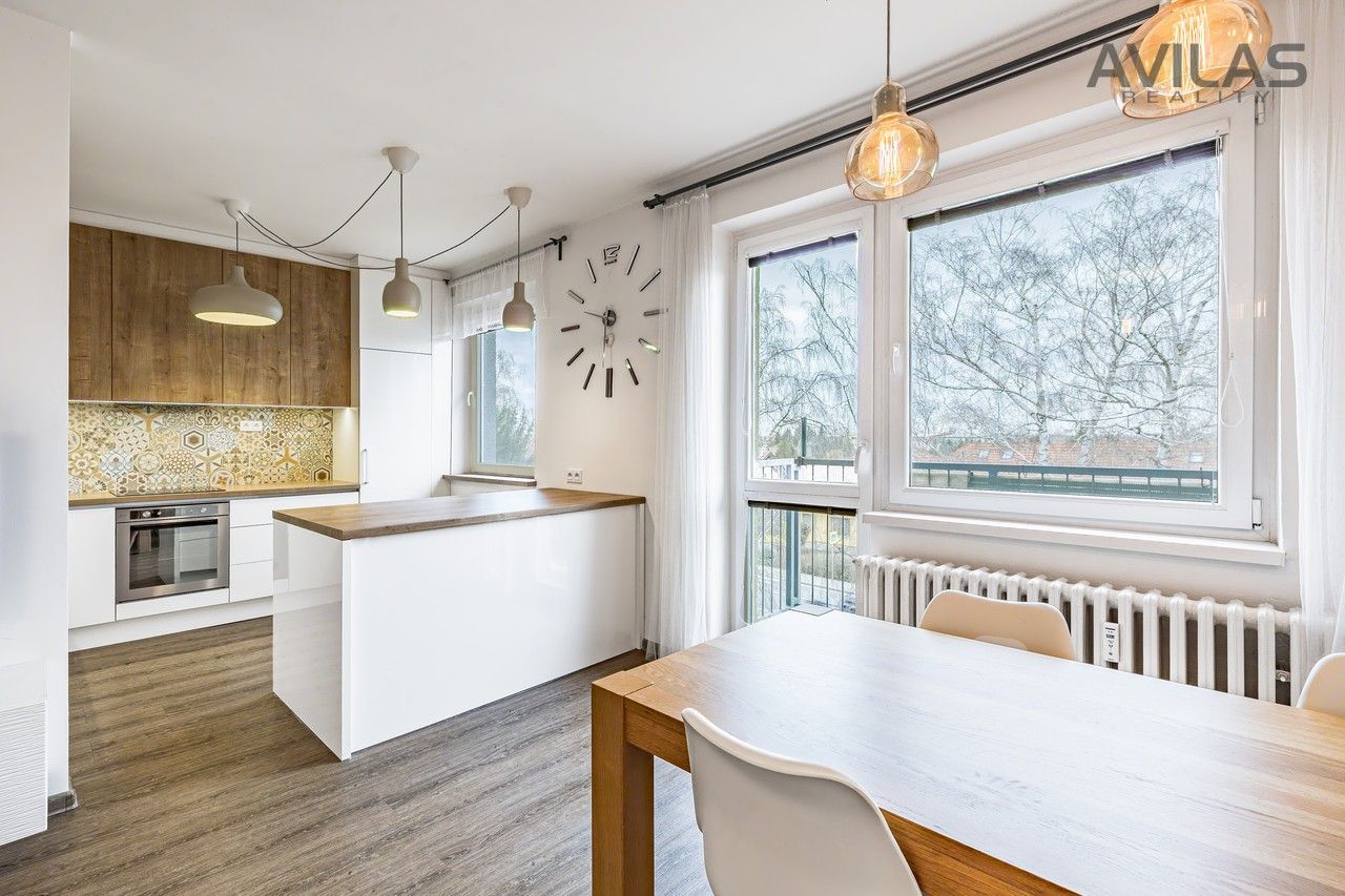Prodej byt 3+kk - Budějovická, Jesenice, 89 m²