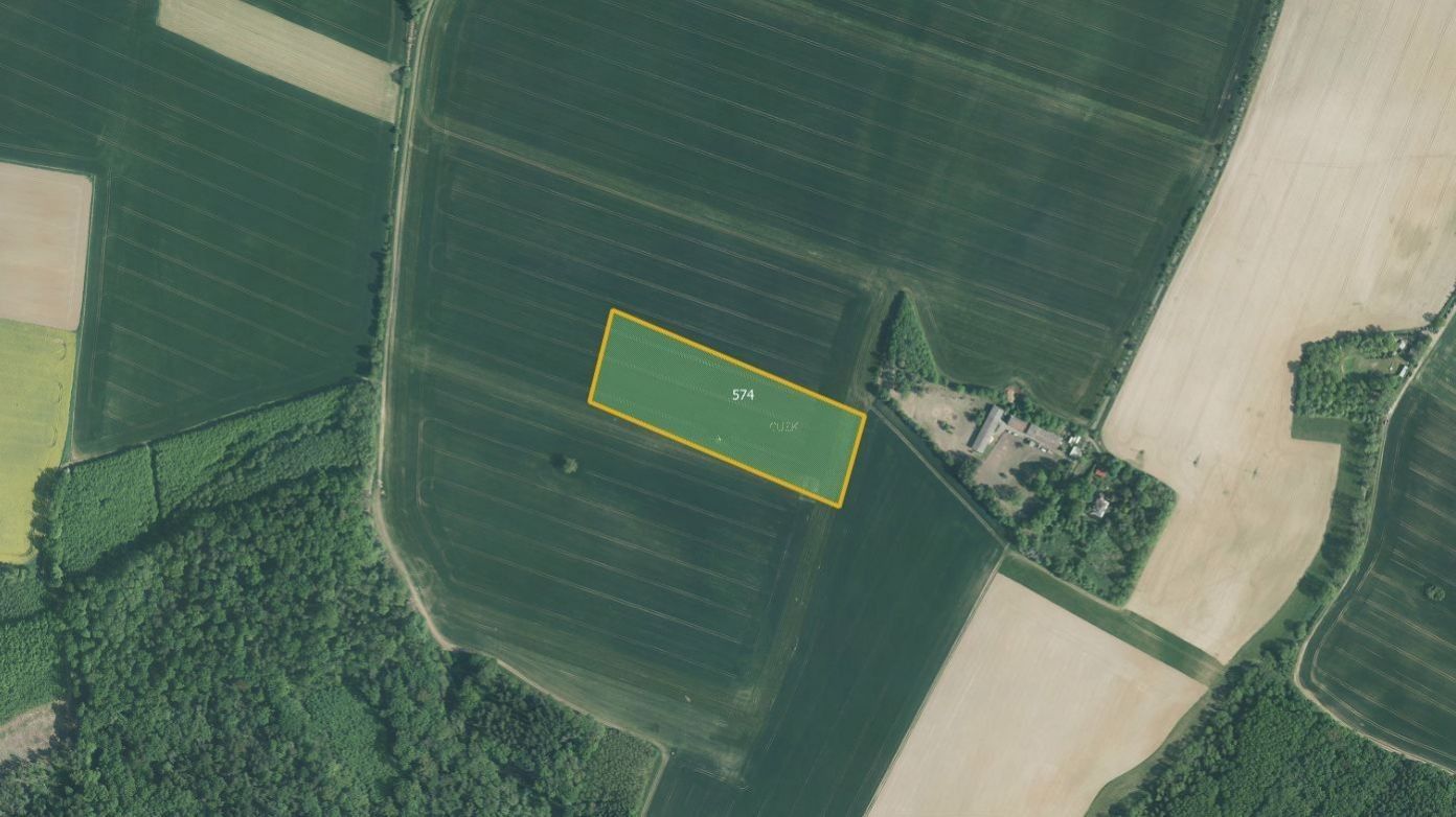Zemědělské pozemky, Čechy, 15 729 m²