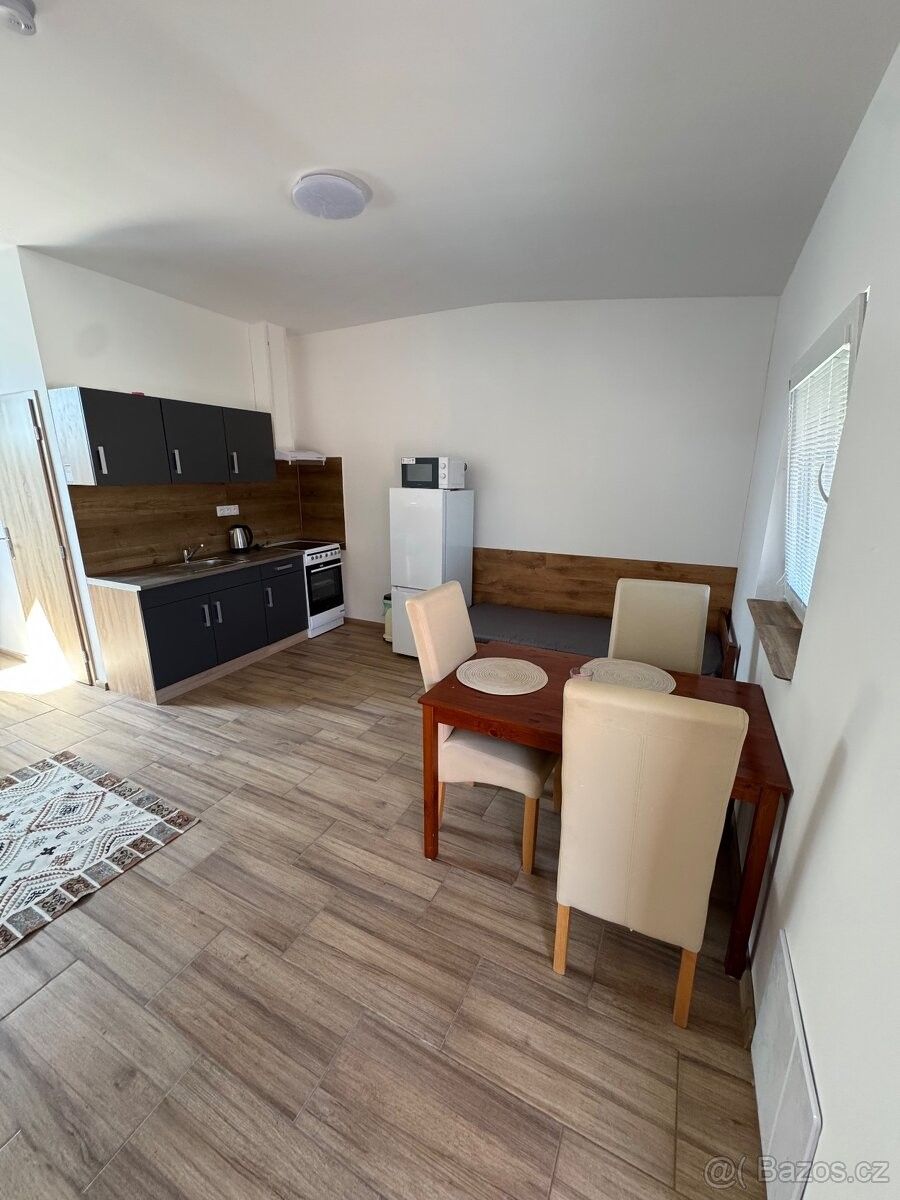 1+kk, Dolní Břežany, 252 41, 36 m²