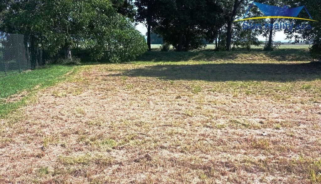 Zahrady, Masarykovo nám., Uničov, 1 228 m²