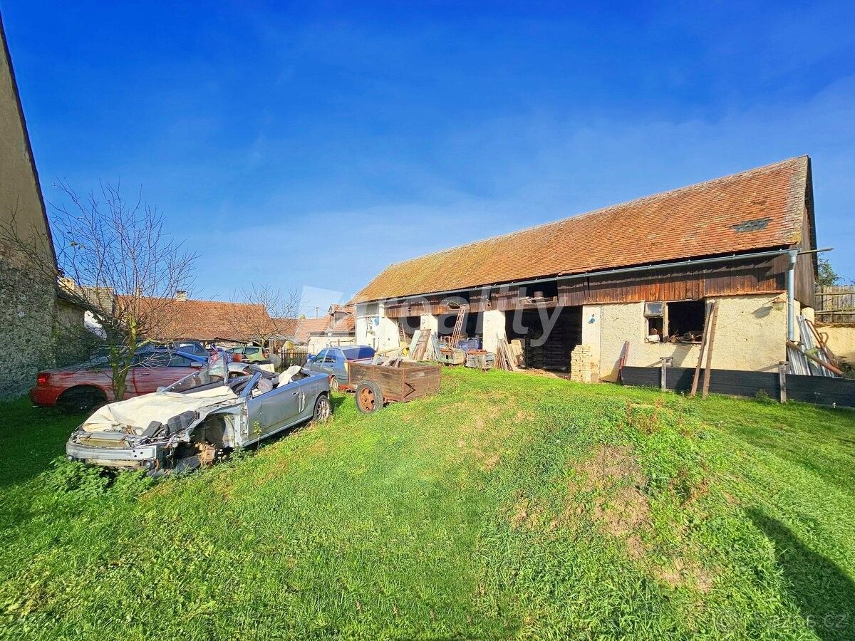 Prodej pozemek pro bydlení - Hostim, 671 54, 855 m²