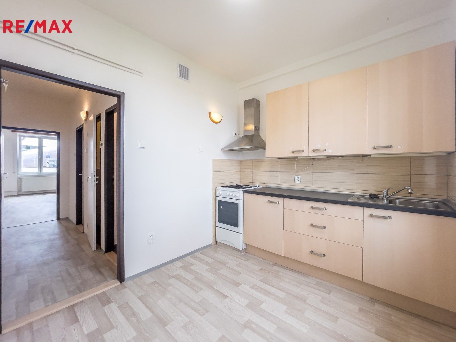 2+1, Ortenovo náměstí, Praha, 61 m²