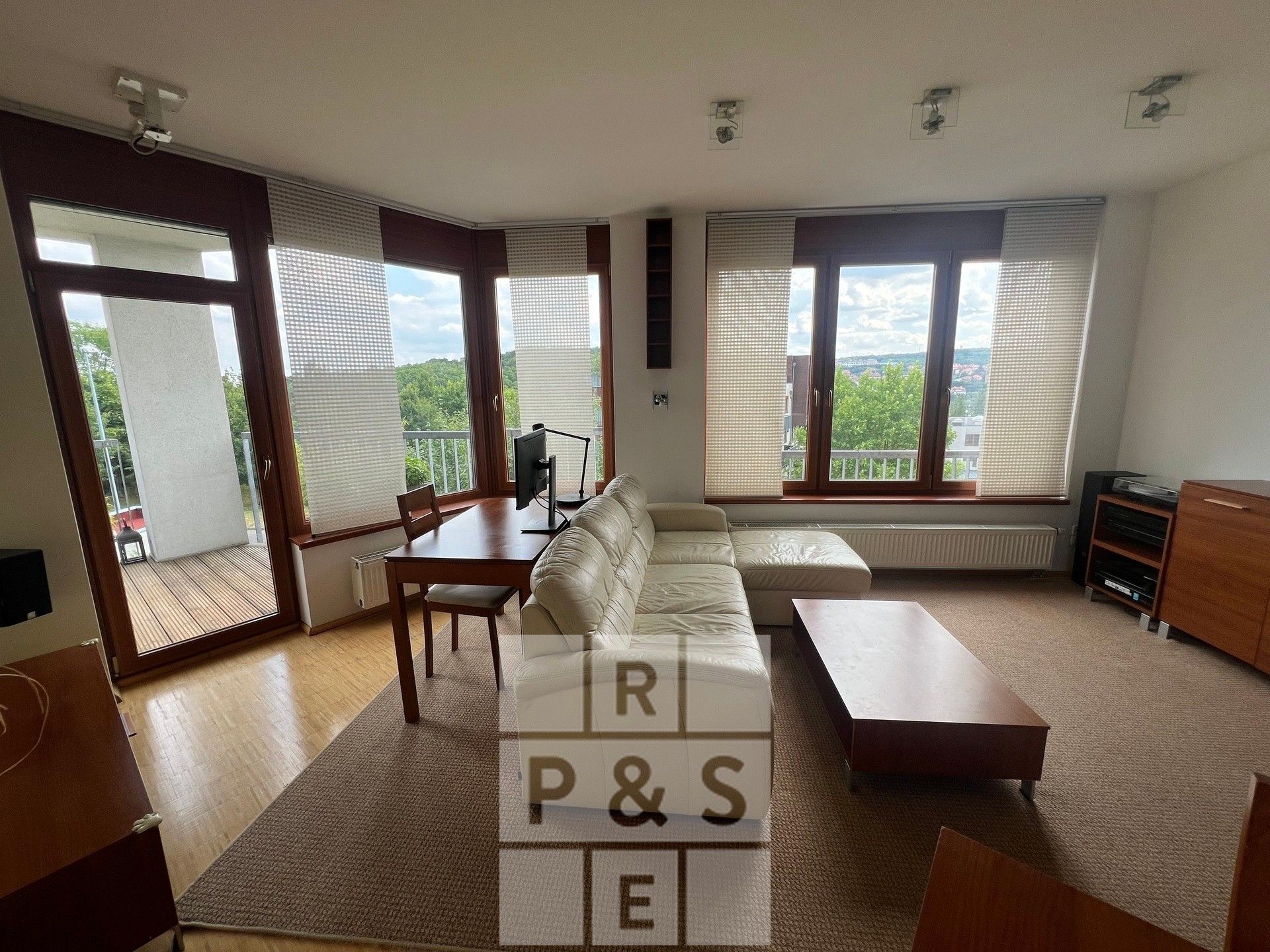 3+kk, Na Císařce, Praha, 78 m²