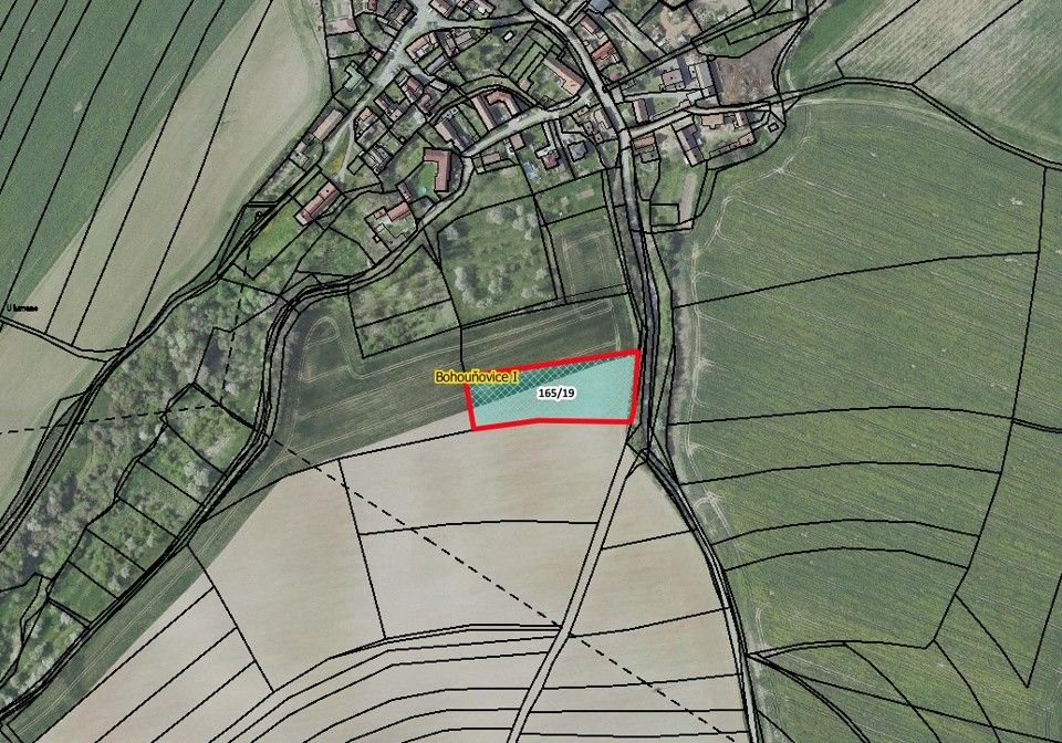 Zahrady, Bohouňovice I, Červené Pečky, 4 357 m²