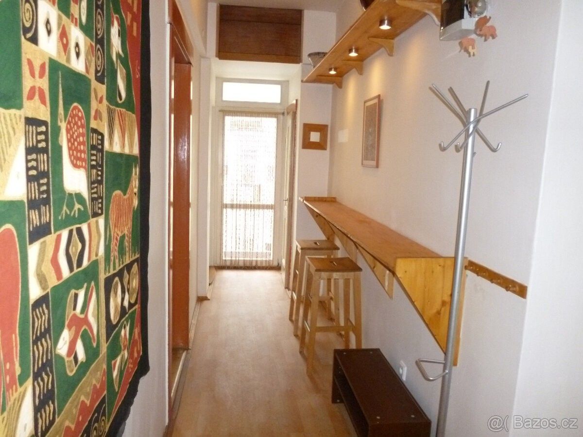 2+1, Praha, 120 00, 55 m²
