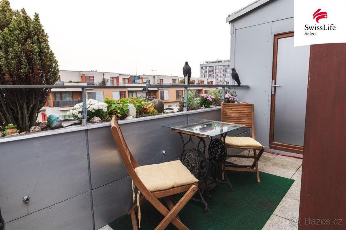 Prodej byt 3+1 - Praha, 130 00, 77 m²
