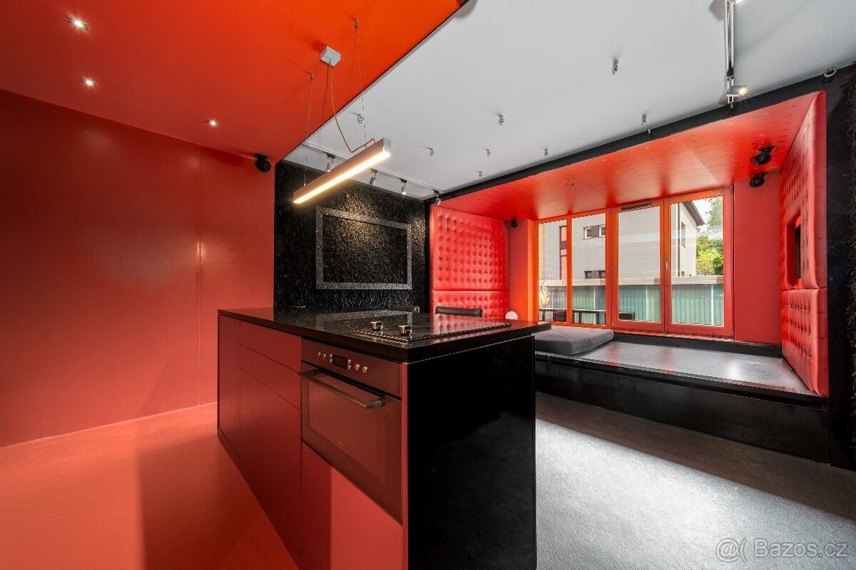 1+kk, Praha, 140 00, 48 m²
