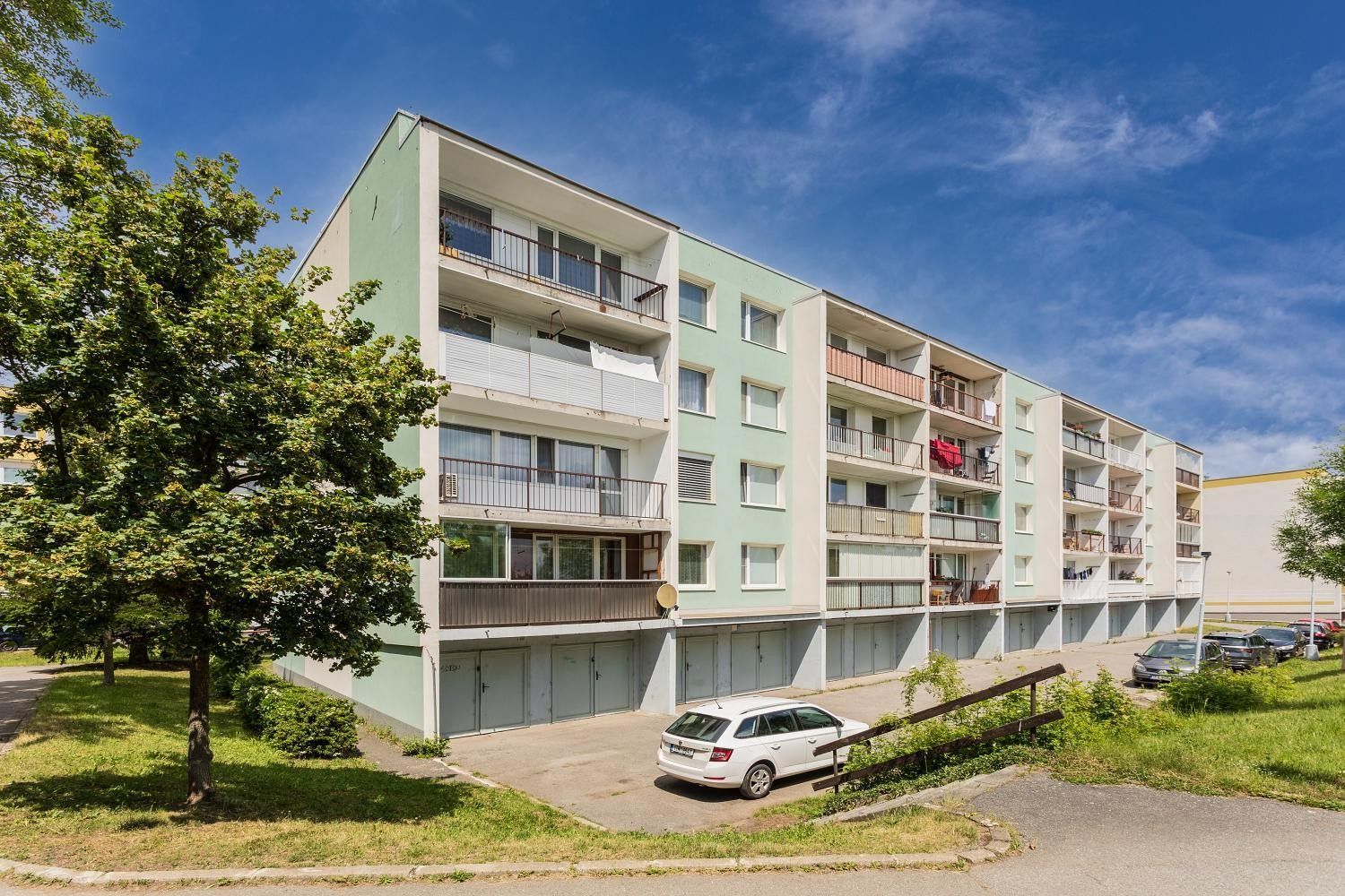 4+kk, Chalabalova, Praha, 93 m²
