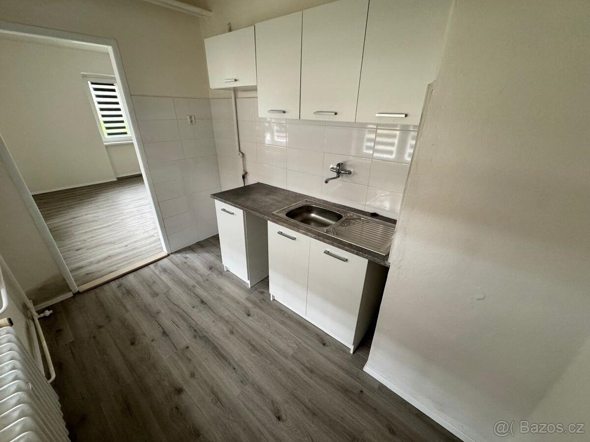 Pronájem byt 1+1 - Meziboří u Litvínova, 435 13, 31 m²