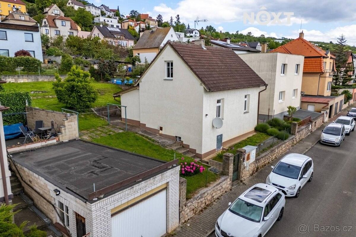 Prodej dům - Praha, 153 00, 110 m²