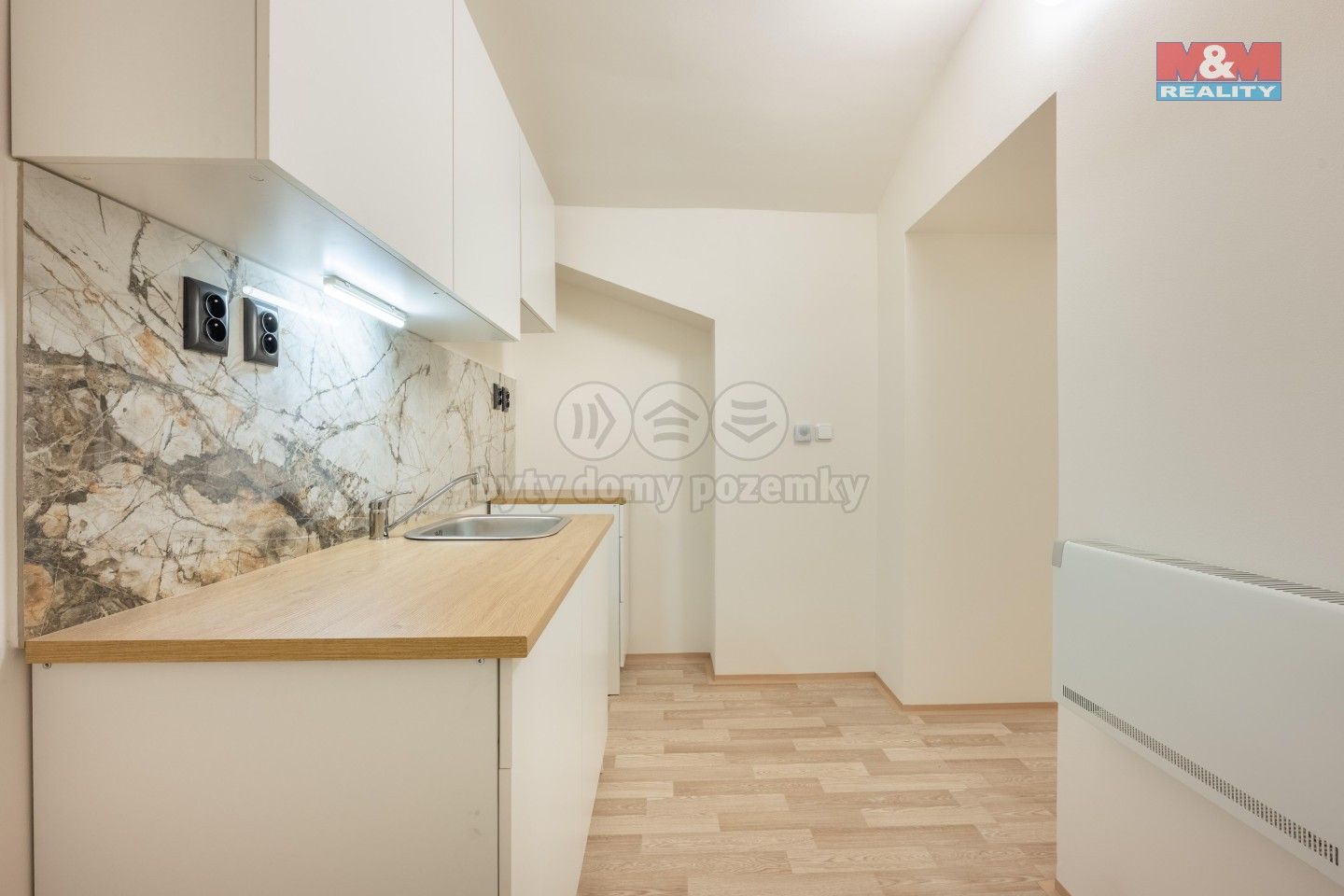 Prodej byt 2+1 - Čestmírova, Praha, 56 m²