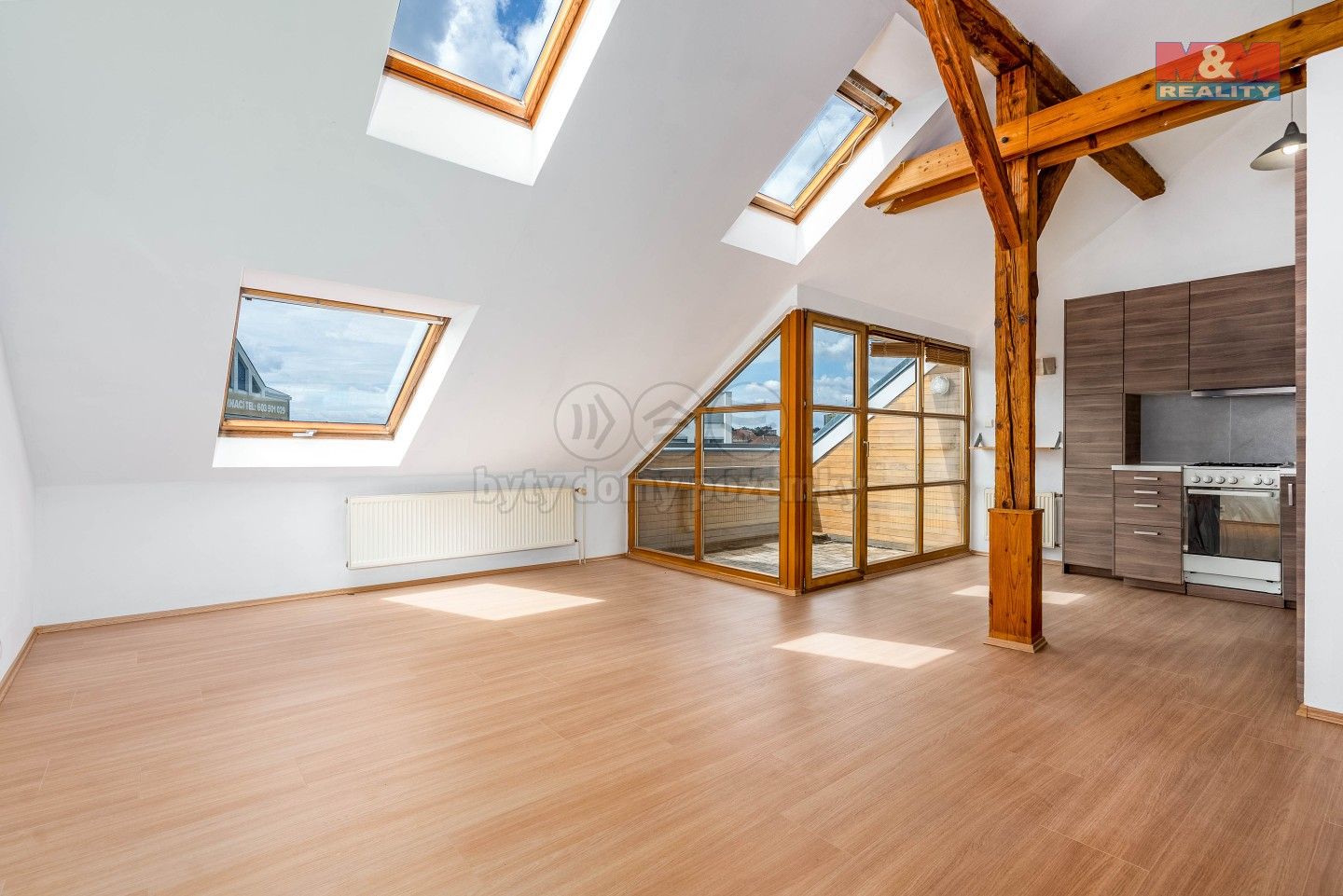 Pronájem byt 4+kk - Chlumčanského, Praha, 94 m²