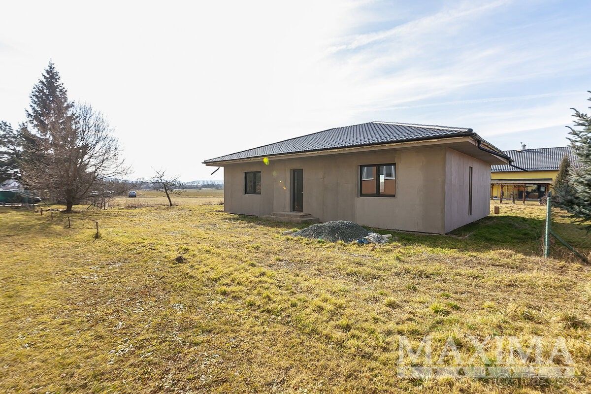 Prodej dům - Kolín, 280 02, 950 m²