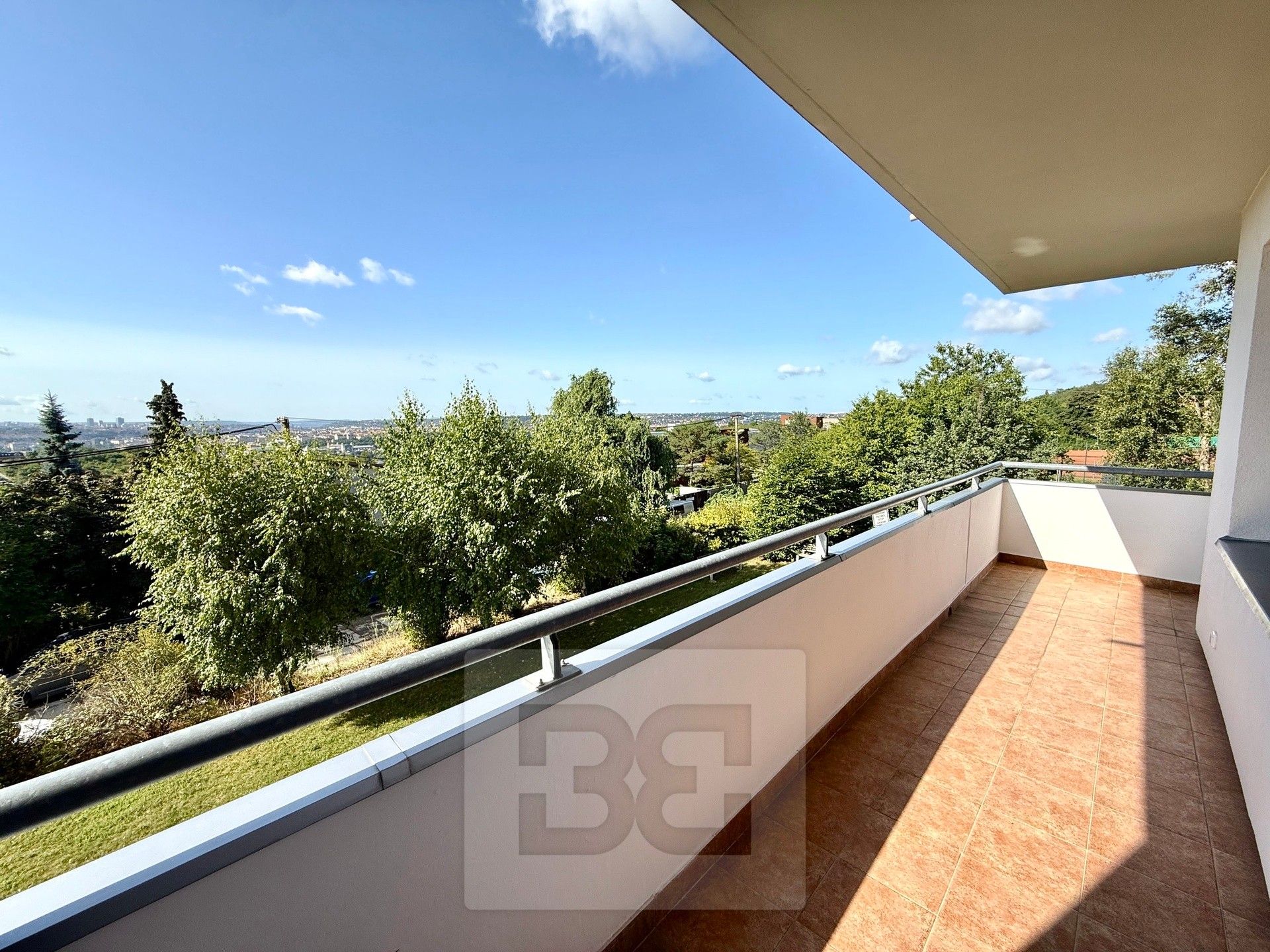 4+kk, K sadu, Praha, 108 m²