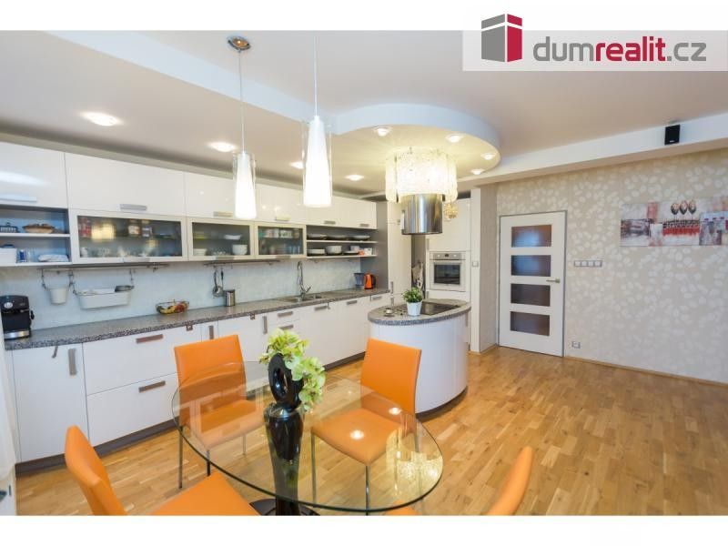 Prodej byt 4+kk - Jaromíra Vejvody, Praha, 149 m²