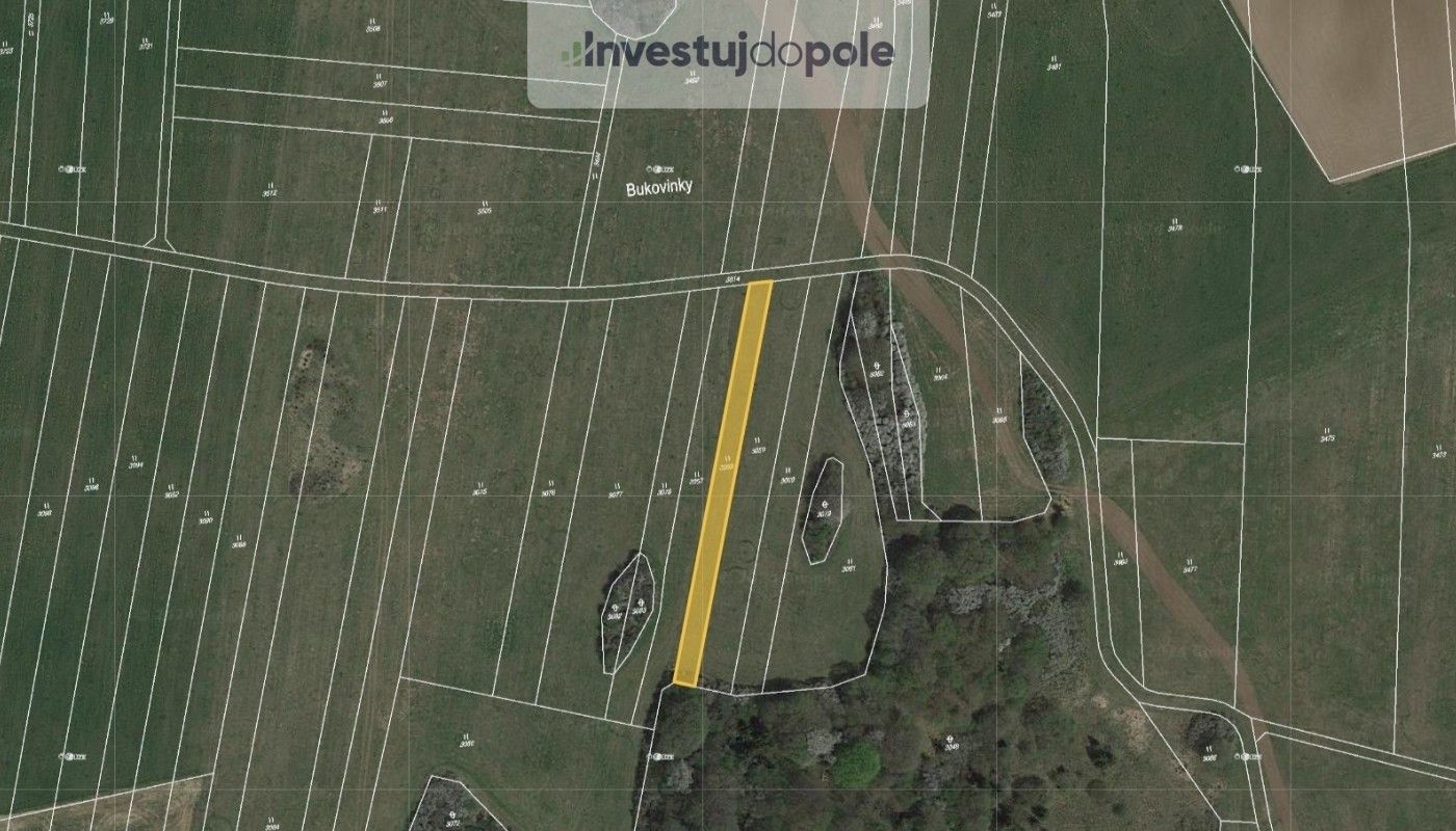 Louky, Ostrov u Macochy, 5 599 m²