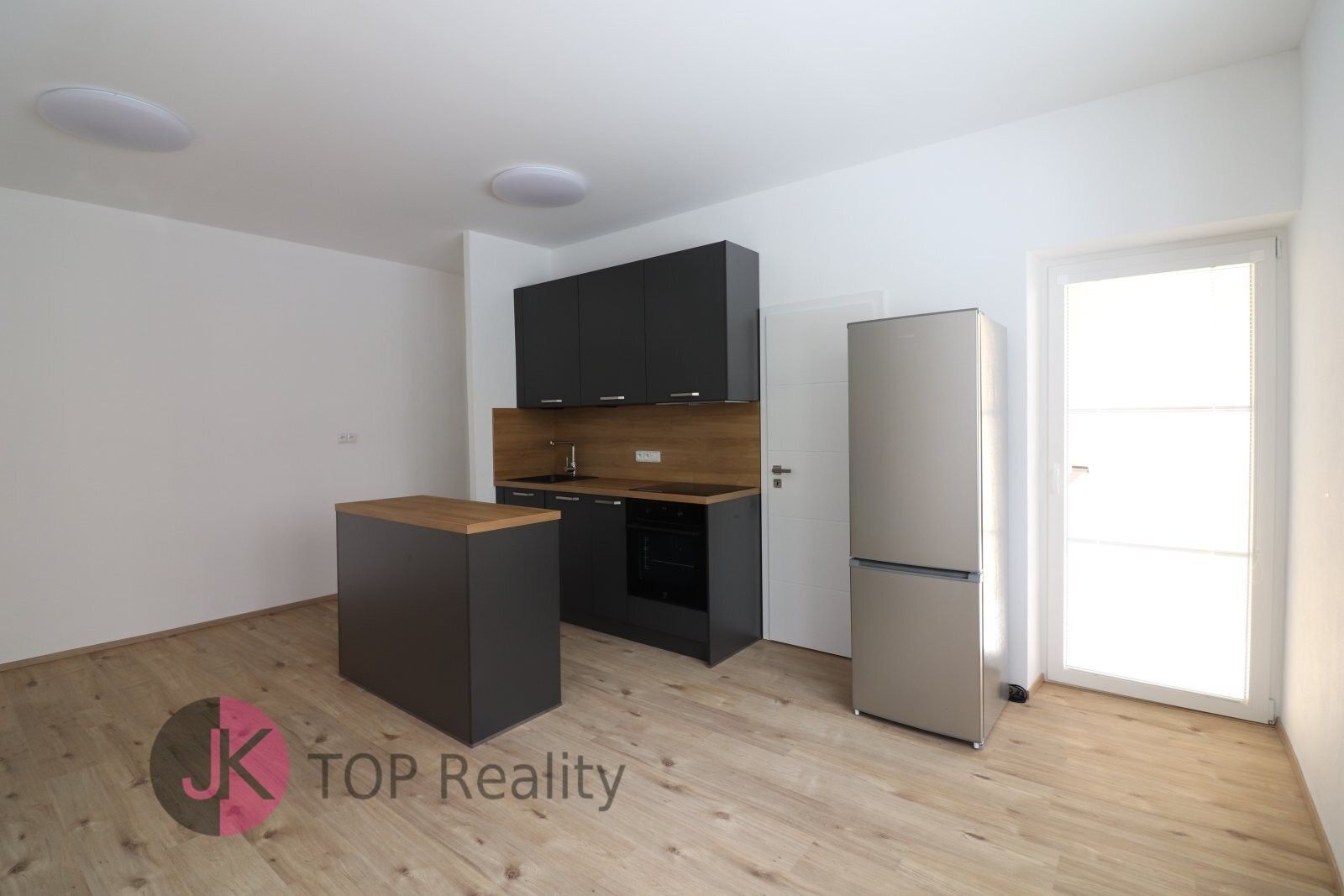 Pronájem byt 2+kk - Petra Rezka, Praha, 54 m²