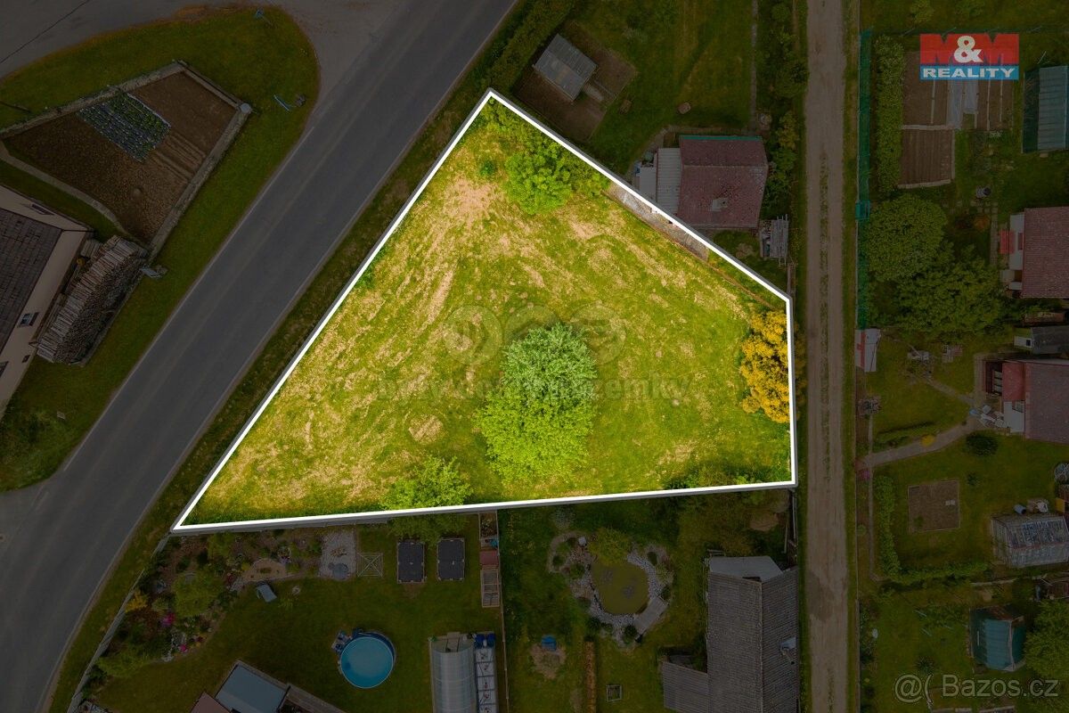 Zahrady, Klatovy, 339 01, 730 m²