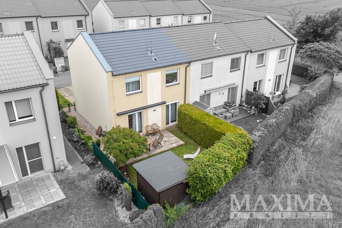 Prodej dům - Dolní Břežany, 252 41, 227 m²