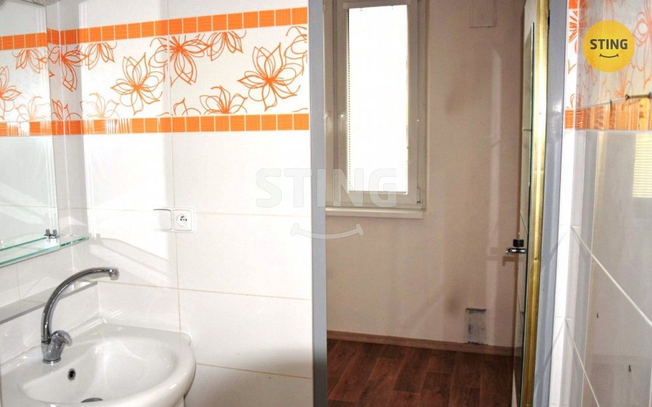 Pronájem byt 2+1 - Nábřeží, Napajedla, 61 m²