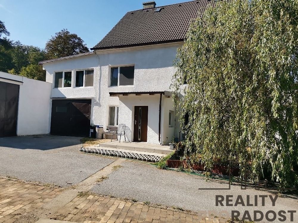 Rodinné domy, Husova, Kladno, 520 m²