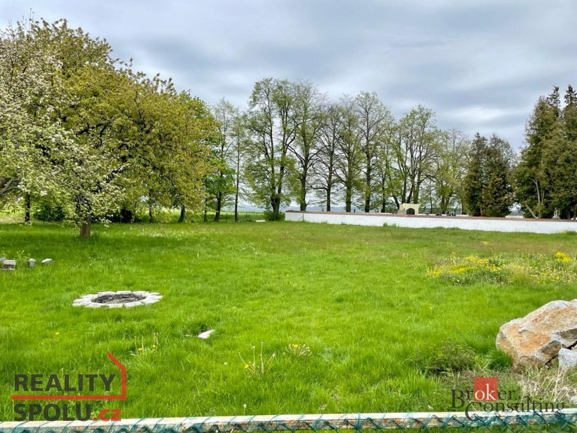 Zahrady, Ždírec, 732 m²