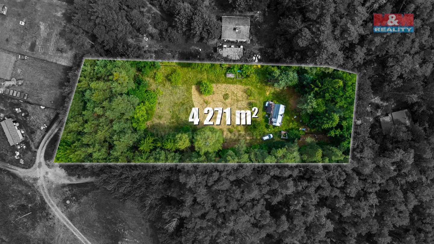 Pozemky pro bydlení, Tišice, 4 271 m²