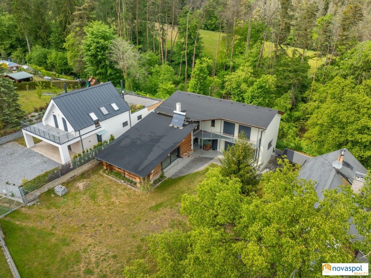 Vily, Hřiměždice, 248 m²