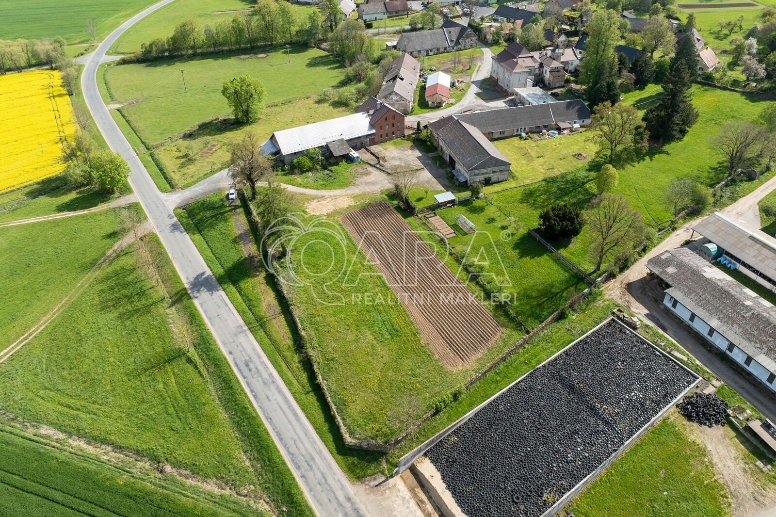 Prodej komerční pozemek - Malonice, Kolinec, 3 899 m²