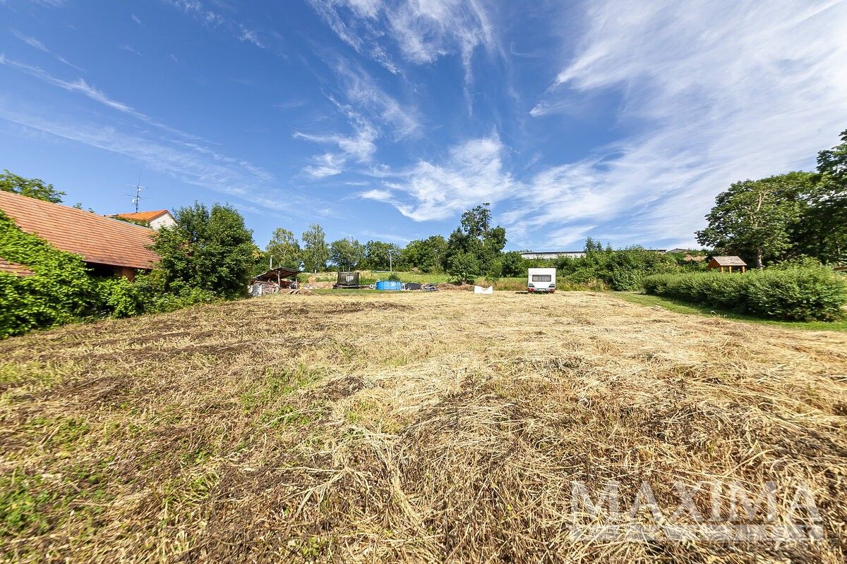 Zemědělské pozemky, Benešov u Prahy, 256 01, 1 175 m²