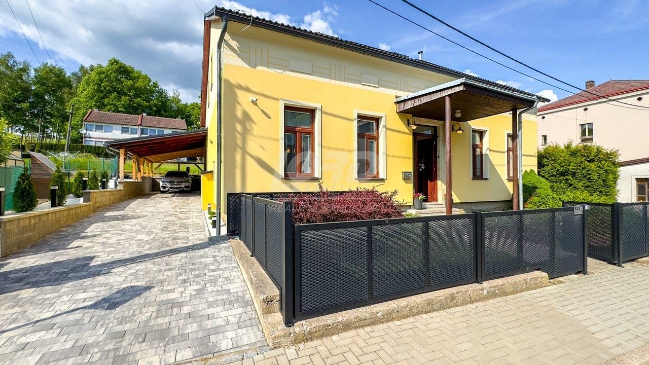 Prodej rodinný dům - Slatina nad Úpou, 270 m²