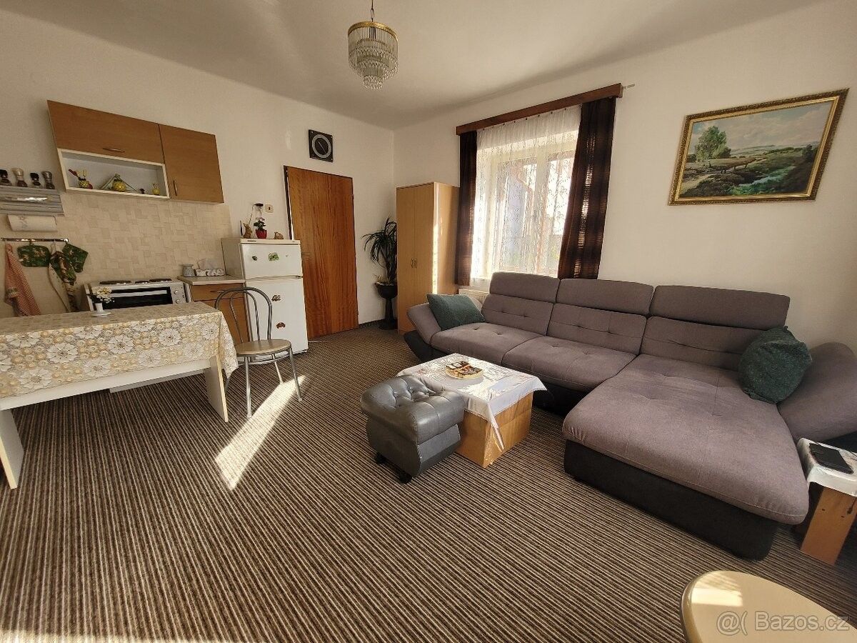 Prodej dům - Pardubice, 530 02, 400 m²