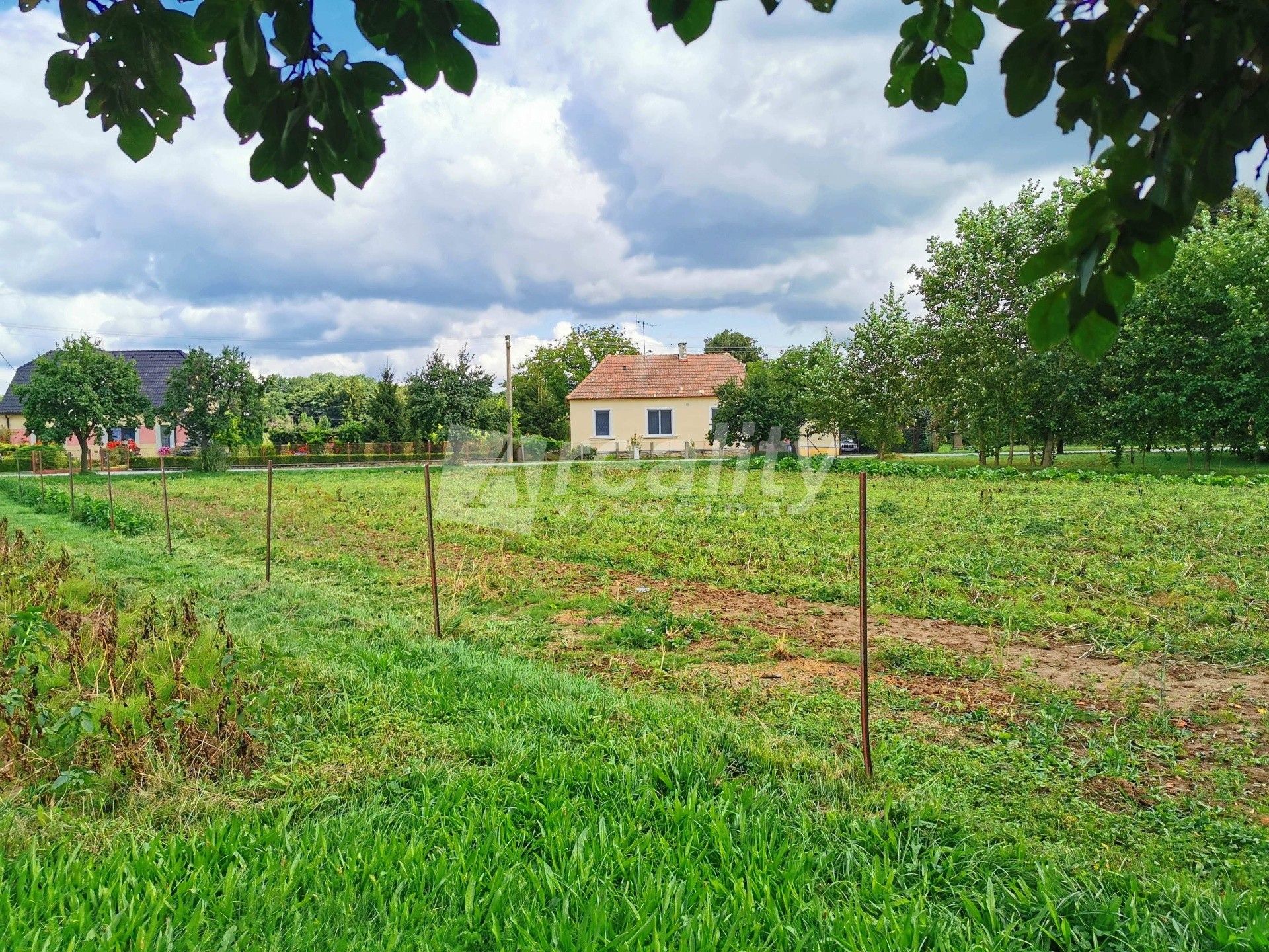 Prodej pozemek pro bydlení - Vacenovice, Jaroměřice nad Rokytnou, 1 754 m²