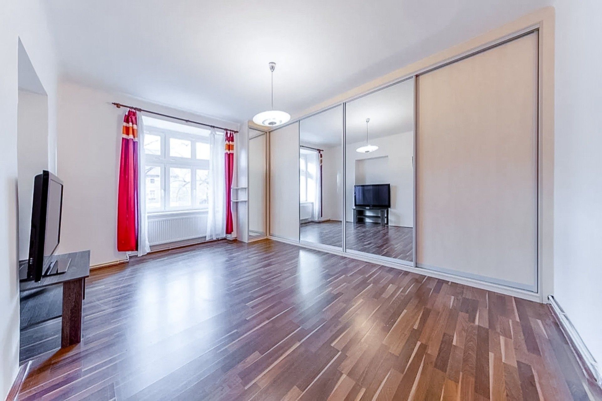 2+1, Tusarova, Praha, 68 m²