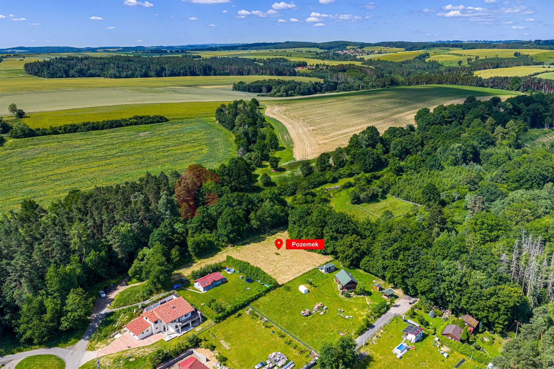 Pozemky pro bydlení, Libež, 2 748 m²