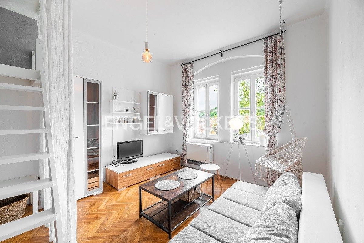 2+kk, Grafická, Praha, 36 m²