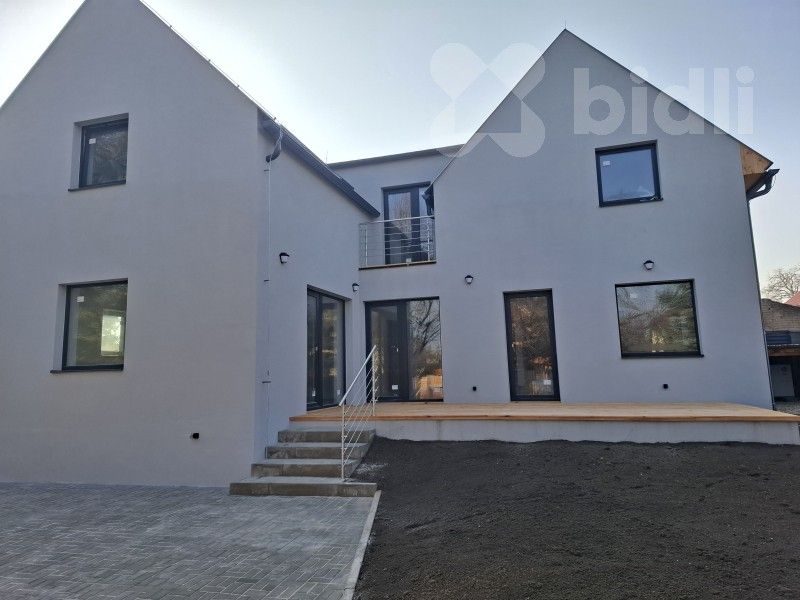 Ostatní, Pplk. Nováčka, Praha, 135 m²