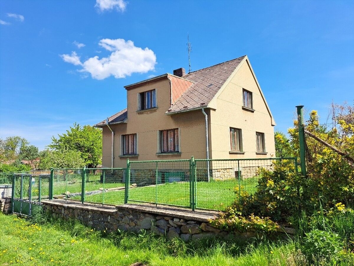 Ostatní, Praha, 156 00, 2 436 m²