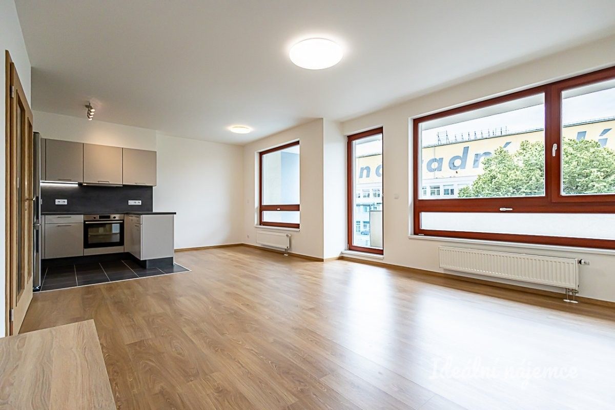 3+kk, Ocelářská, Praha, 82 m²