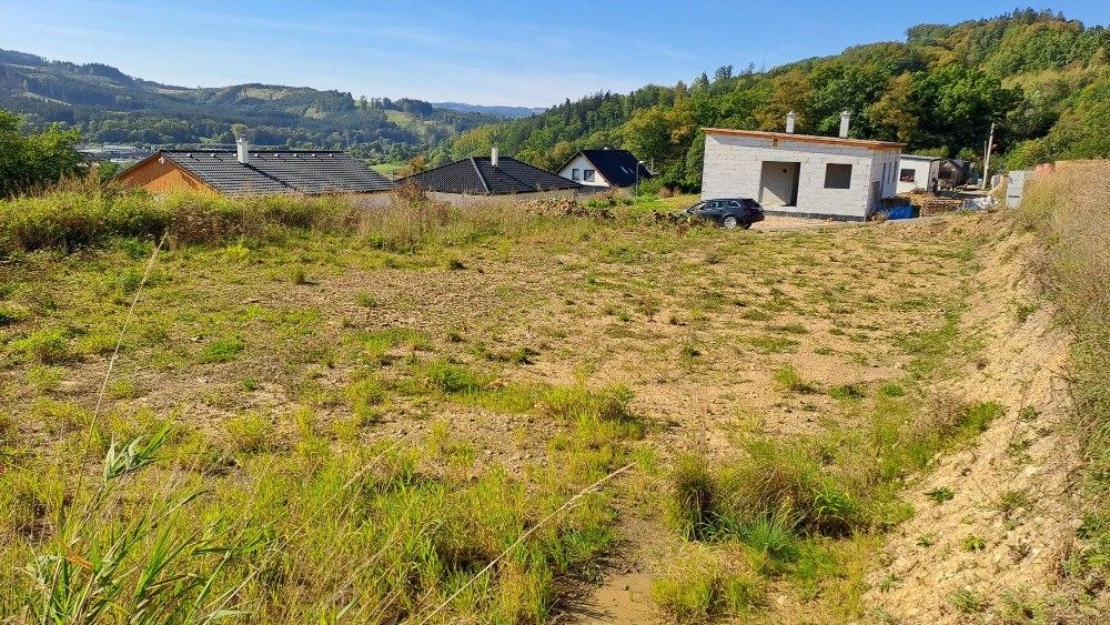 Prodej pozemek pro bydlení - Bobrky, Vsetín, Česko, 708 m²