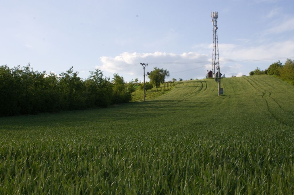 Zahrady, Měnín, 2 706 m²