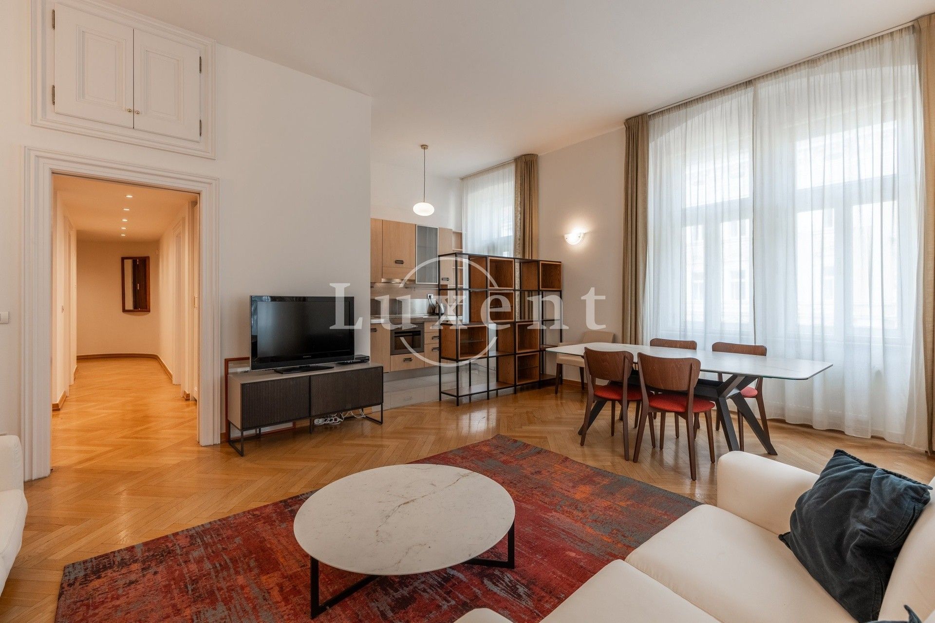 2+kk, Újezd, Praha, 73 m²