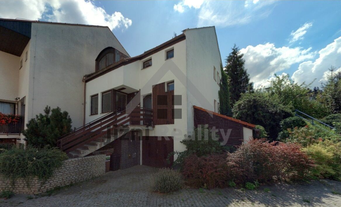 Rodinné domy, Strojařů, Strakonice, 300 m²