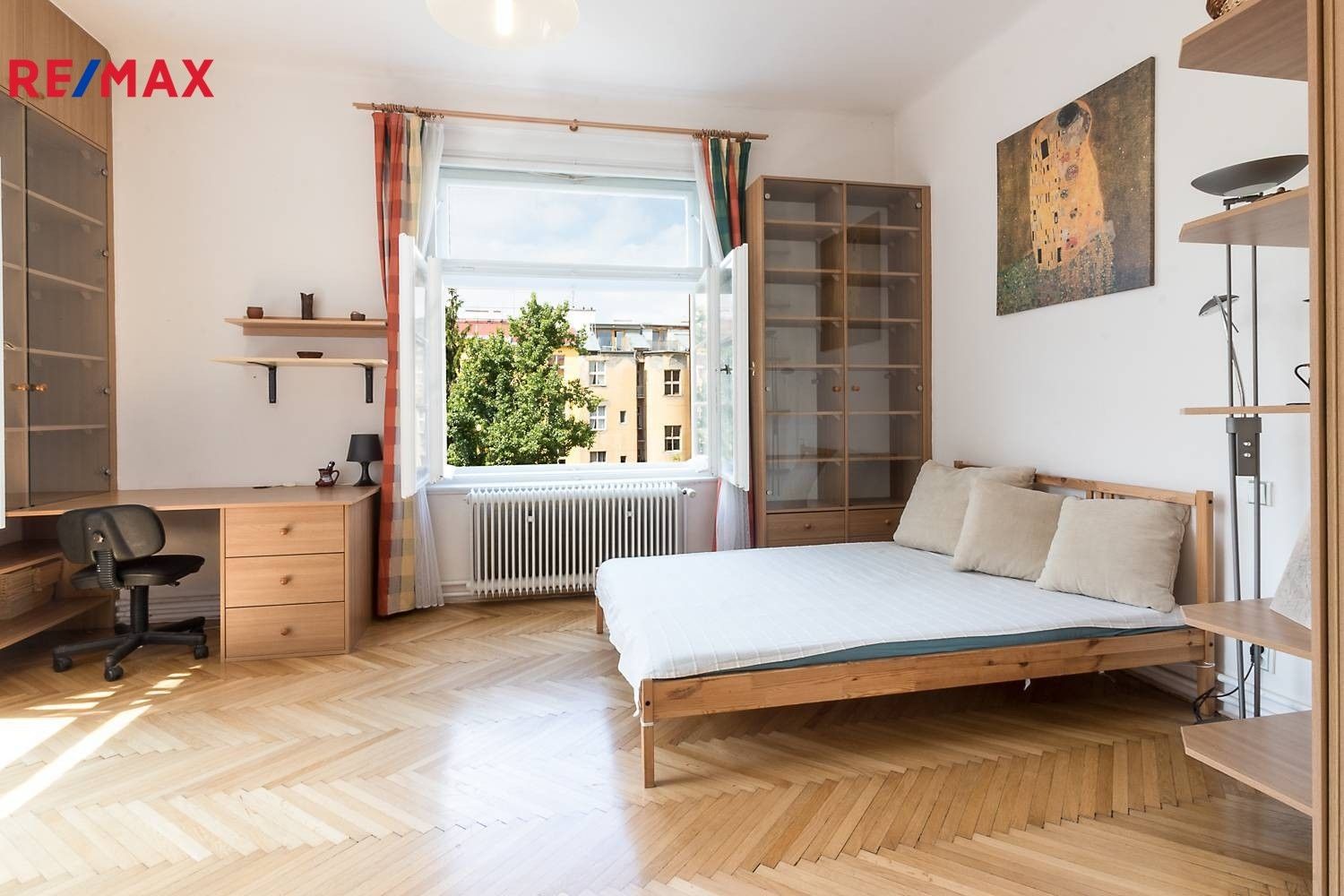 2+1, Charlese de Gaulla, Praha, 64 m²