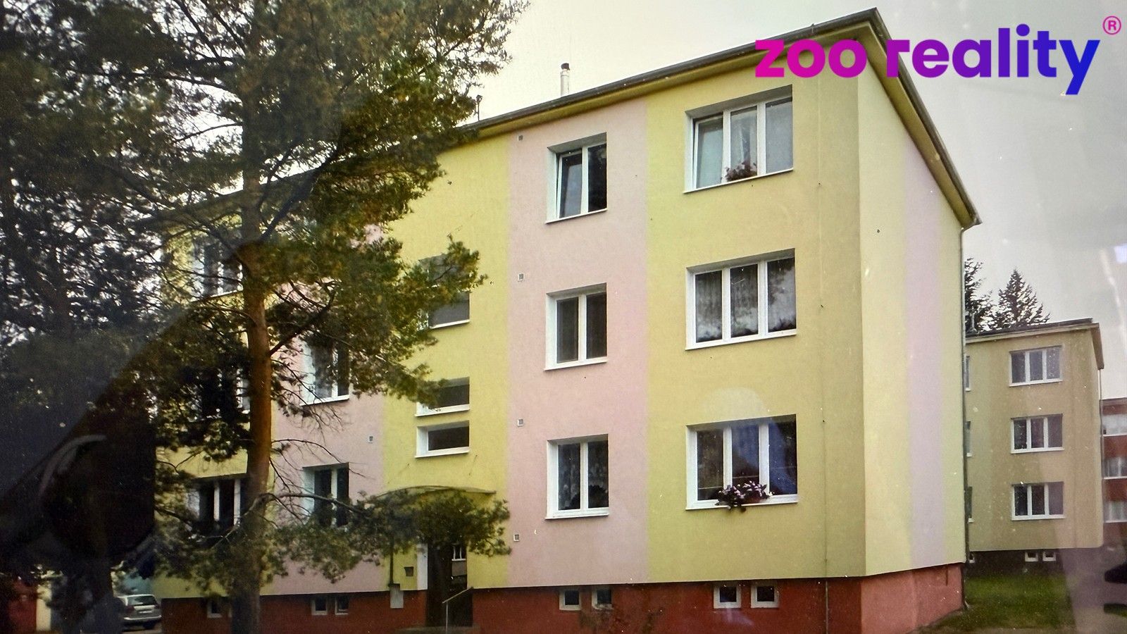 3+1, Vítězslava Nezvala, Chomutov, 64 m²