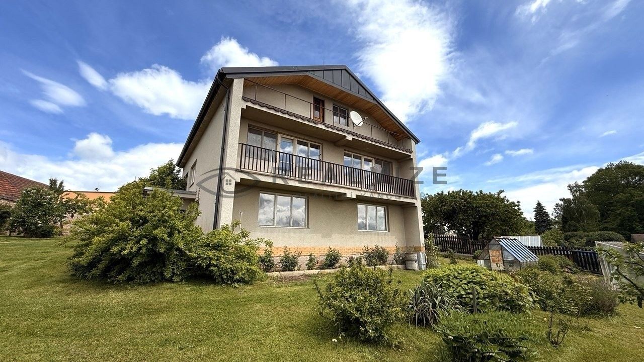 Ostatní, Střížov, 241 m²