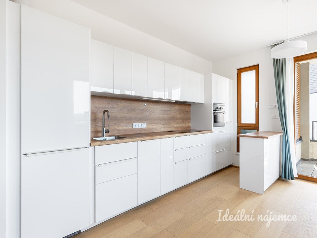 Pronájem byt 2+kk - Písková, Praha, 57 m²