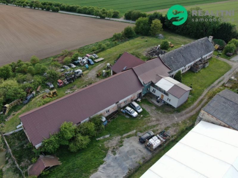 Prodej rodinný dům - Jenichov, Střemy, 1 150 m²